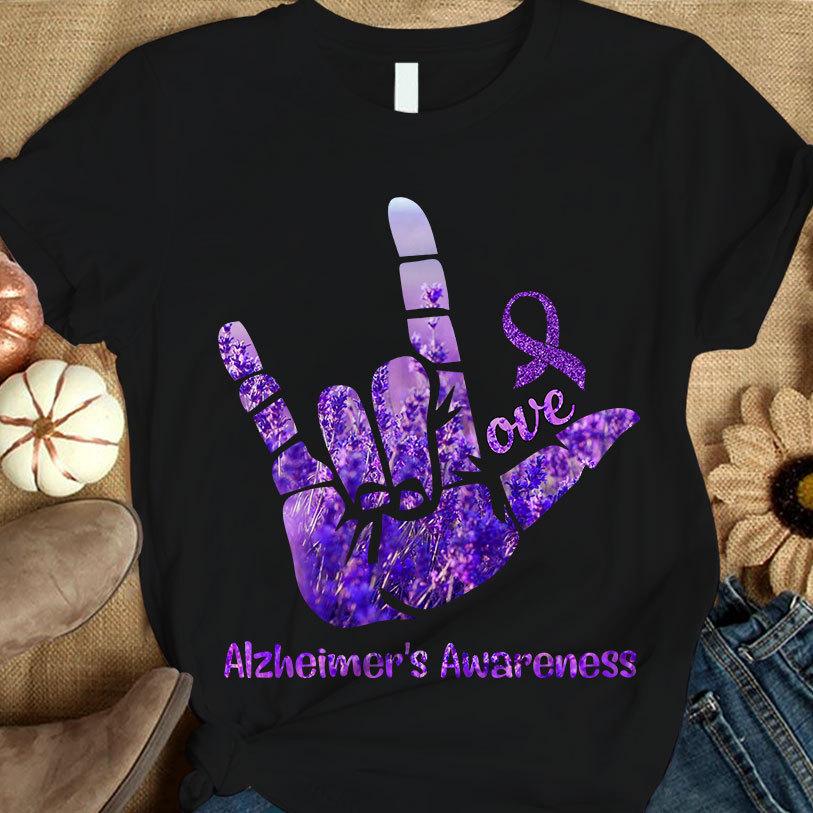 Camiseta con lazo morado y con mensaje de amor para concienciar sobre el Alzheimer