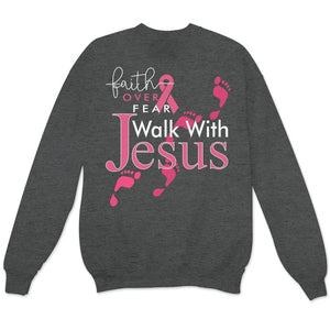 Camiseta con frase de fe por encima del miedo, camina con Jesús, lazo rosa y concienciación sobre el cáncer de mama