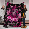 Never Give Up Pink Ribbon Women, Breast Cancer Fleece & Sherpa Blanket