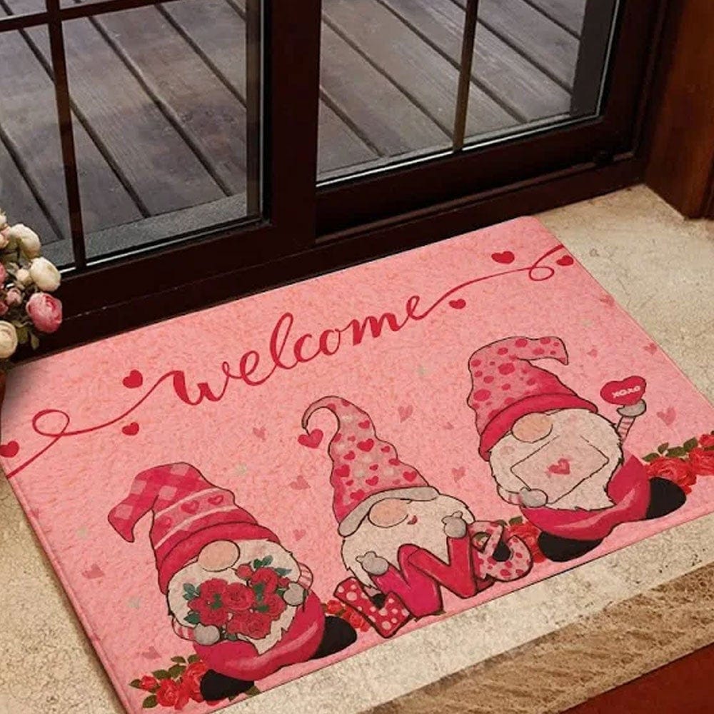 Love Gnomes Valentine Welcome Doormat