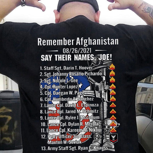 Recuerde Afganistán 26/08/2021 Diga sus nombres Camisetas de veteranos de Joe