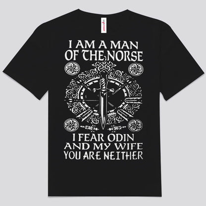 Soy un hombre nórdico, temo a Odín y a mi esposa. Camisetas vikingas