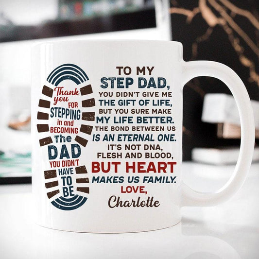 Taza personalizada para el día del padre con el texto "Para mi padrastro, papá extra"