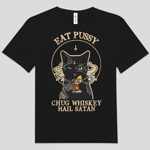 Comer coño, beber whisky, saludar a Satanás, gato negro, camisetas de vino